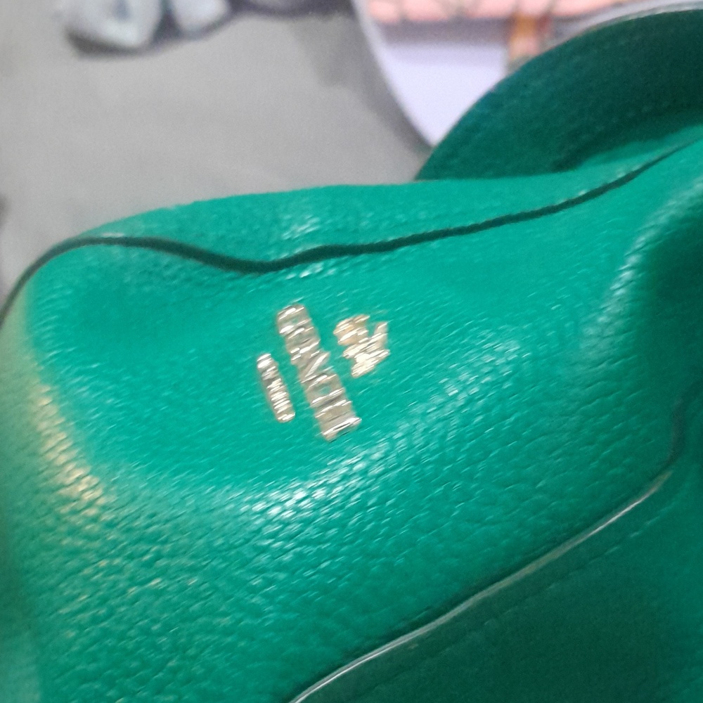 Coach Emerald Green Pebbled Leather Shoulder Bag - Picture 8 of 10